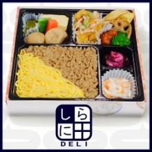 【しらに田デリ】とり天と二色飯弁当  [幅19.5/奥19.5/高4.0]